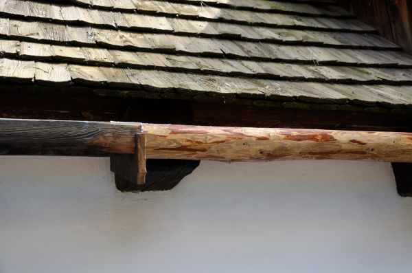 Cost of Wood Gutters Installation in Bozeman